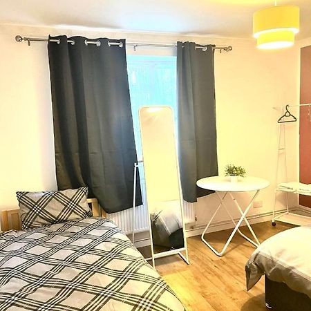 Large Room With Two Bed In Central London Exterior photo